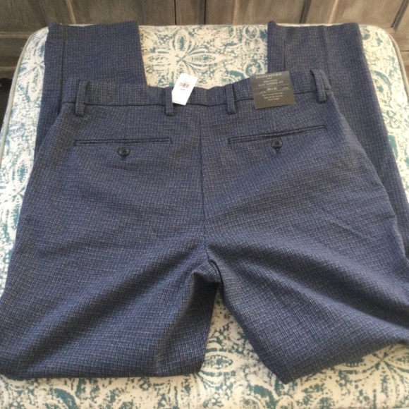 New With Tags… Banana Republic Mens Grayson Slim-Tapered Pants - Picture 4 of 7
